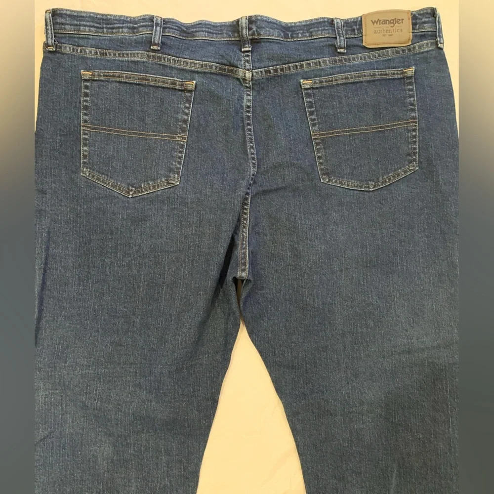 Wrangler Dark Wash Men’s Jeans Size 50x30